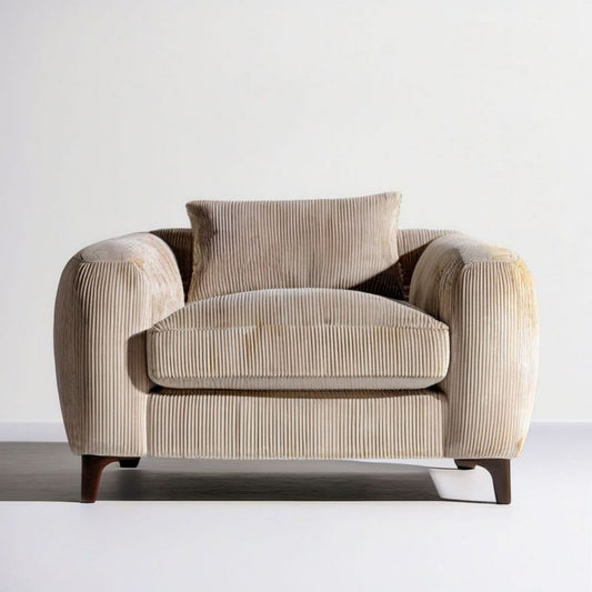 Gerundeter Loungesessel 110 x 95 x 85 cm in Beige mit Cordbezug und Massivholzfüssen